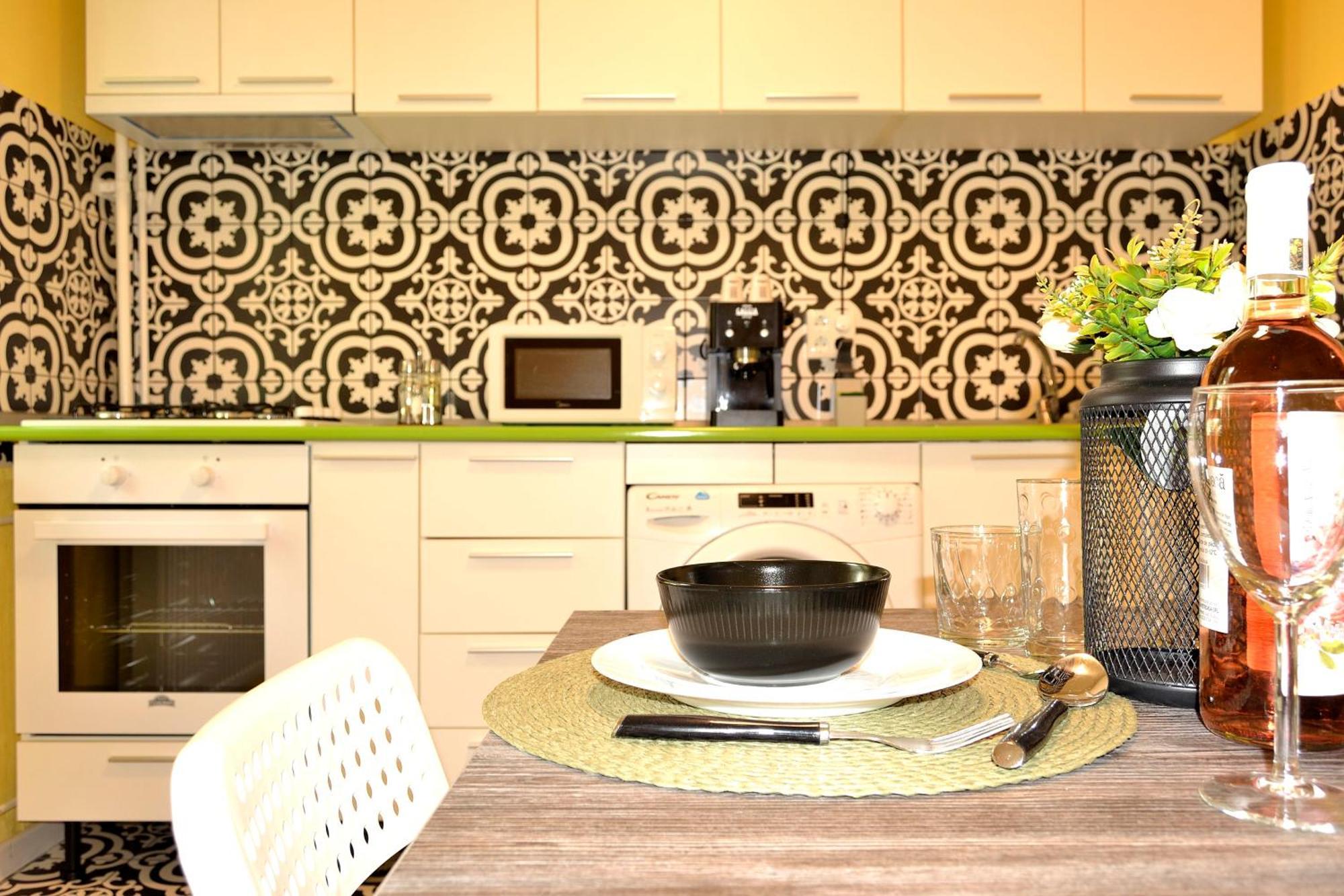Cozy 2 Rooms Apartment Drumul Taberei Bükreş Dış mekan fotoğraf